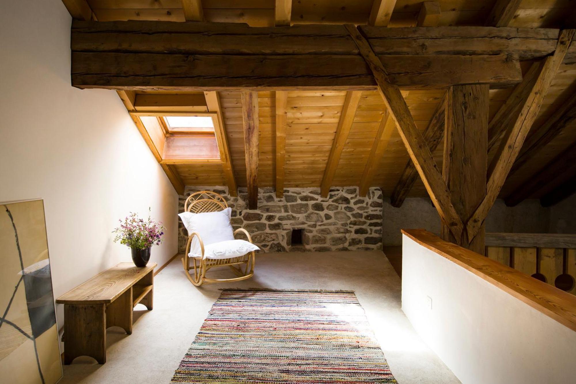 Hotel Chasa Chalavaina Müstair Pokoj fotografie
