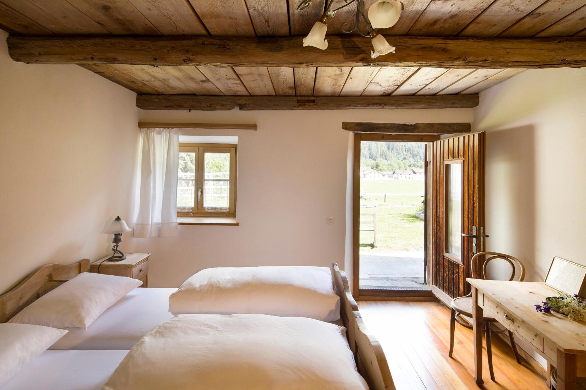 Hotel Chasa Chalavaina Müstair Pokoj fotografie